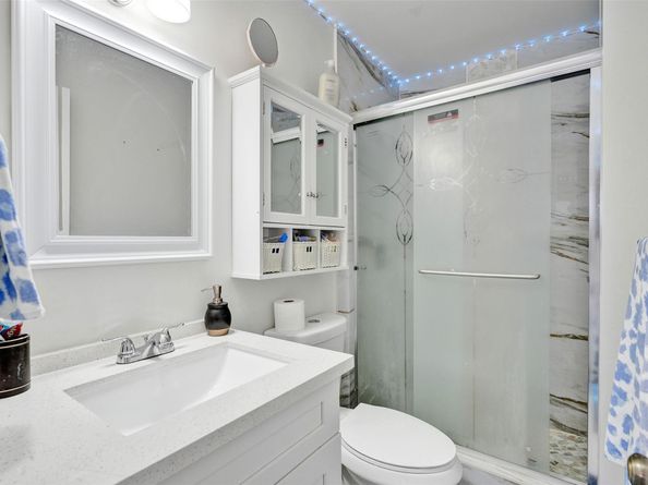 7780 NW 79th Ave F6, Tamarac FL 33321