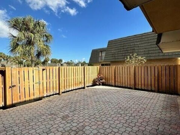 3819 38th Way, West Palm Beach FL 33407