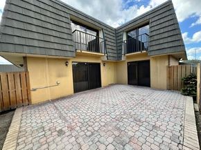 3819 38th Way, West Palm Beach FL 33407