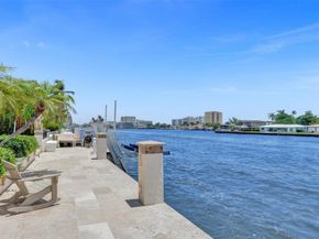2582 SE 9th St, Pompano Beach FL 33062