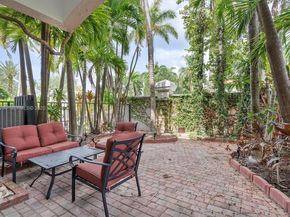 1382 Harbor View W, Hollywood FL 33019