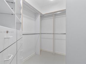 1382 Harbor View W, Hollywood FL 33019