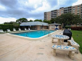 3475 Broken Woods Drive 101, Coral Springs FL 33065