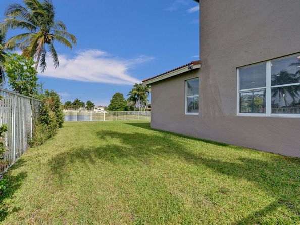 6396 Shadow Creek Village Circle, Lake Worth FL 33463