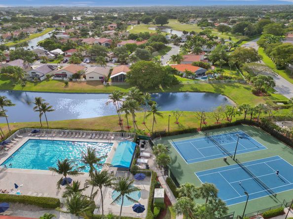 6396 Shadow Creek Village Circle, Lake Worth FL 33463