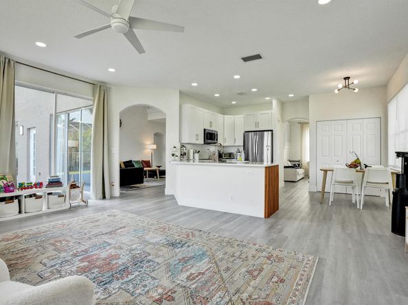 6396 Shadow Creek Village Circle, Lake Worth FL 33463