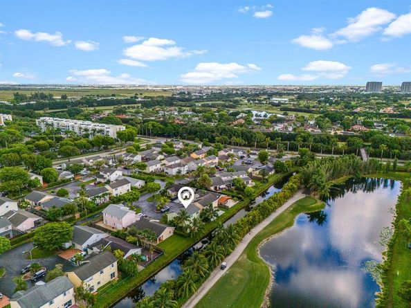 9816 NW 51 Te, Doral FL 33178