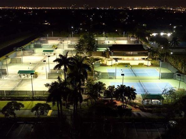 9816 NW 51 Te, Doral FL 33178