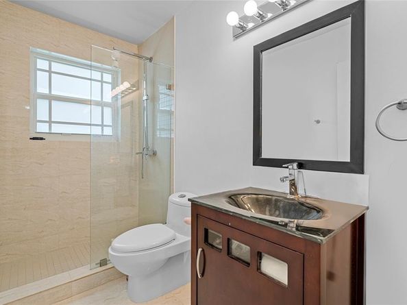 9816 NW 51 Te, Doral FL 33178