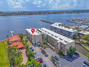 896 N Federal Highway 121, Lantana FL 33462