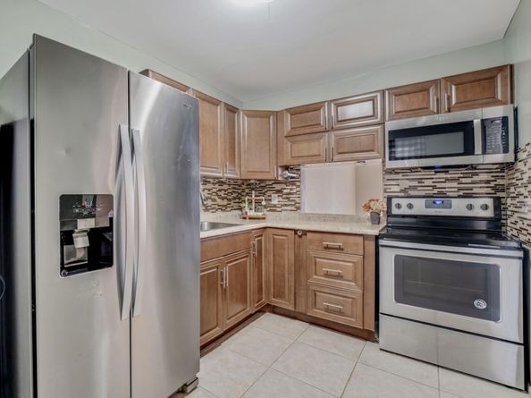 176 Lake Carol Drive, West Palm Beach FL 33411