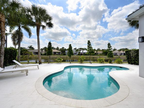 221 Andalusia Drive, Palm Beach Gardens FL 33418