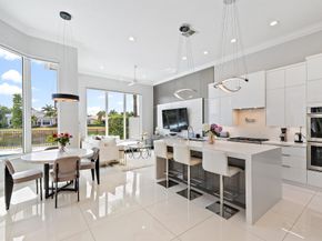 221 Andalusia Drive, Palm Beach Gardens FL 33418