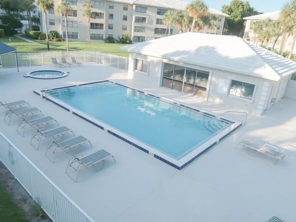 3521 Village Boulevard 103, West Palm Beach FL 33409