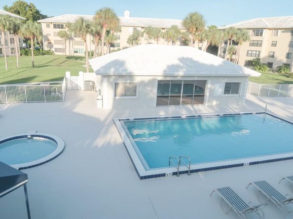 3521 Village Boulevard 103, West Palm Beach FL 33409