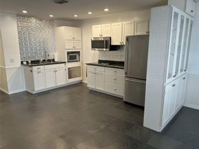 815 Middle River Dr 108, Fort Lauderdale FL 33304