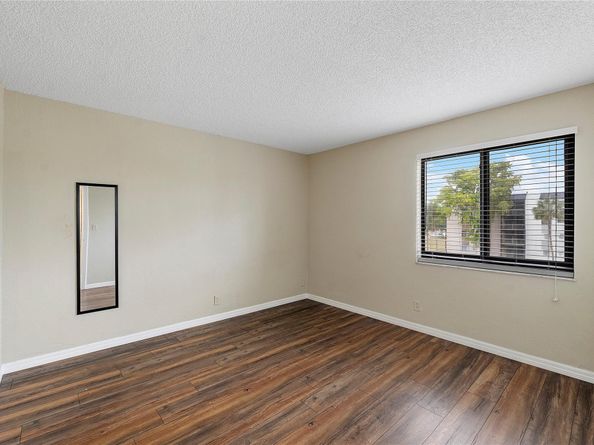 3710 N Pine Island Rd 314, Sunrise FL 33351