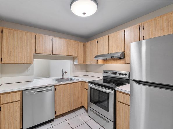 3710 N Pine Island Rd 314, Sunrise FL 33351