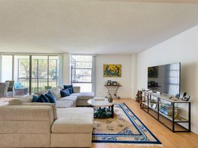 3401 N Country Club Dr 110, Aventura FL 33180