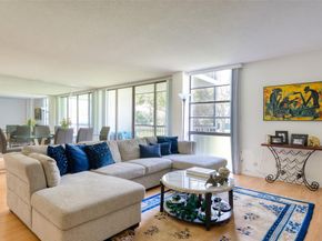 3401 N Country Club Dr 110, Aventura FL 33180