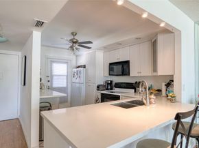 3401 N Country Club Dr 110, Aventura FL 33180