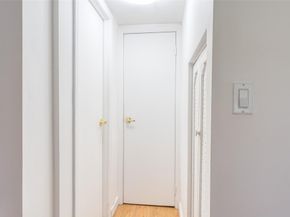 3401 N Country Club Dr 110, Aventura FL 33180