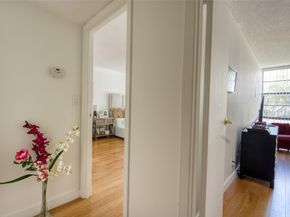 3401 N Country Club Dr 110, Aventura FL 33180