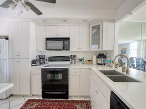 3401 N Country Club Dr 110, Aventura FL 33180