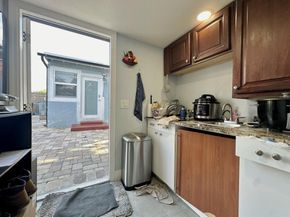 946 Mcintosh Street, West Palm Beach FL 33405
