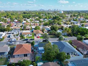 946 Mcintosh Street, West Palm Beach FL 33405