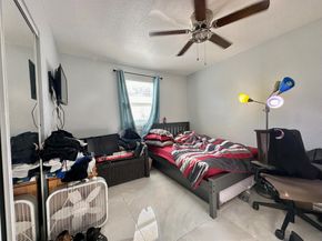 946 Mcintosh Street, West Palm Beach FL 33405