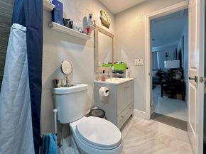 946 Mcintosh Street, West Palm Beach FL 33405