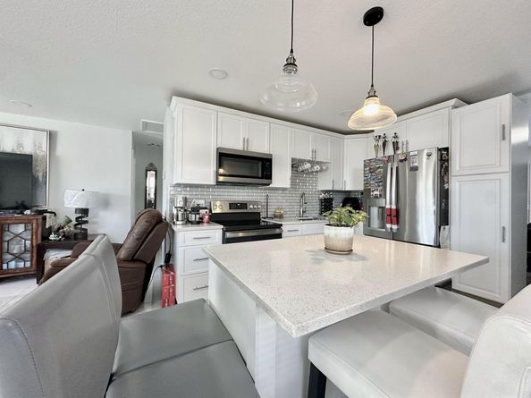 946 Mcintosh Street, West Palm Beach FL 33405