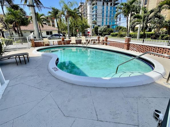 424 N Riverside Dr 102, Pompano Beach FL 33062