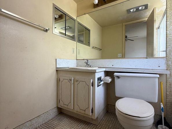 268 Windsor L, West Palm Beach FL 33417