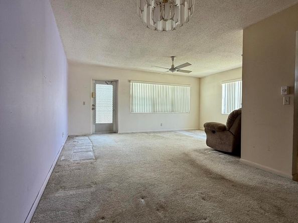 268 Windsor L, West Palm Beach FL 33417
