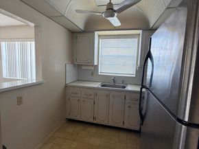 268 Windsor L, West Palm Beach FL 33417