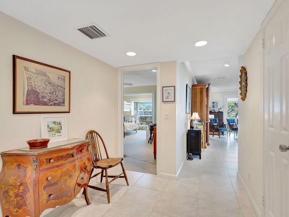 1 Church Lane 111112, North Palm Beach FL 33408