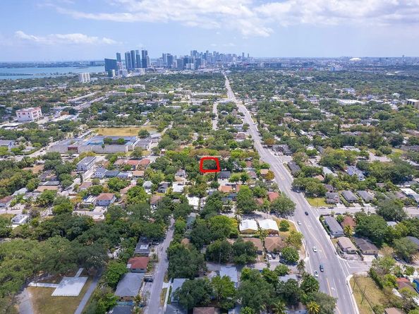 35 NE 59th Street, Miami FL 33137