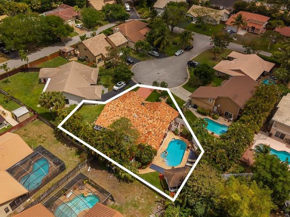 8538 NW 21 Manor, Coral Springs FL 33071