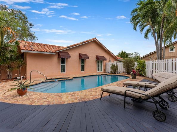 8538 NW 21 Manor, Coral Springs FL 33071