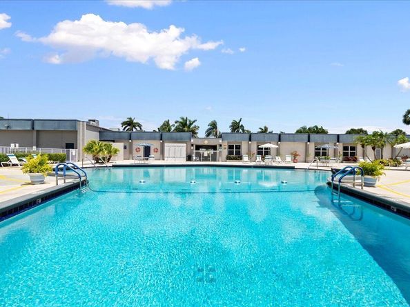 2716 Emory Drive E B, West Palm Beach FL 33415