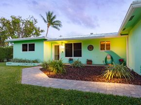1924 NE 18th St, Fort Lauderdale FL 33305