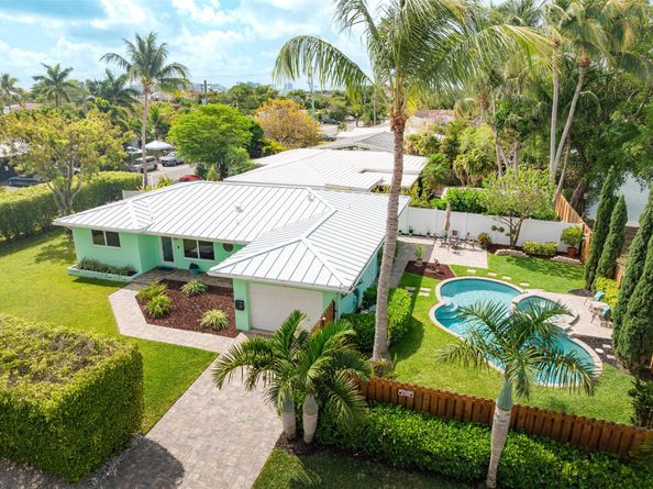 1924 NE 18th St, Fort Lauderdale FL 33305