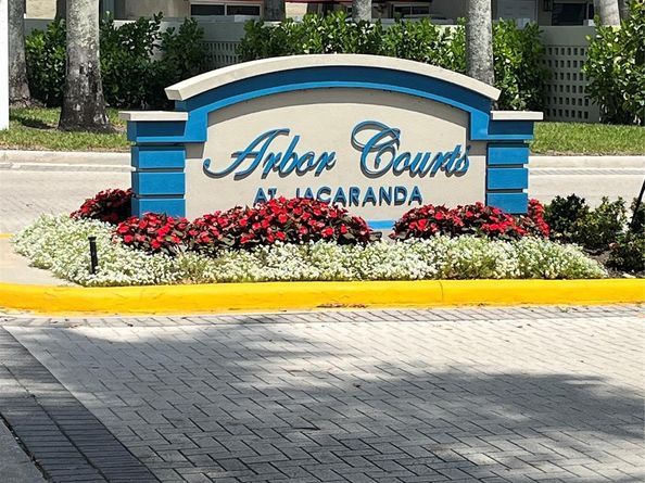 506 NW 98th Ave, Plantation FL 33324