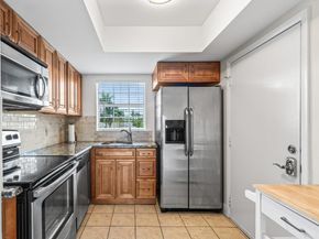 410 Wilma Circle 203, Riviera Beach FL 33404