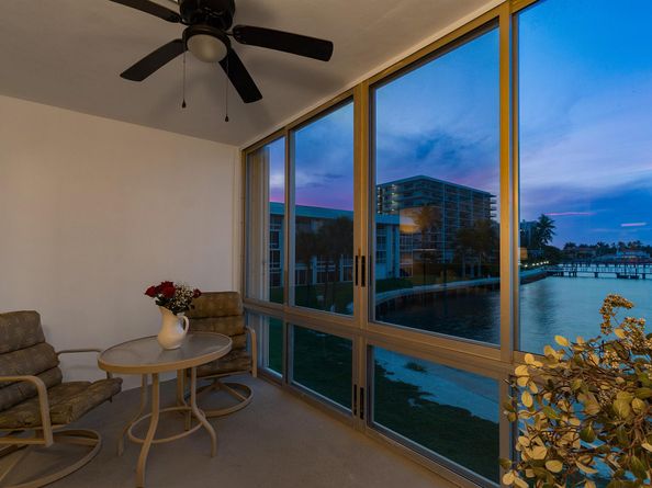 410 Wilma Circle 203, Riviera Beach FL 33404