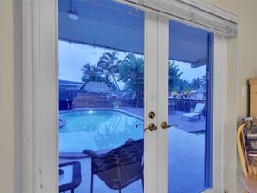 920 SE 4th Ave, Pompano Beach FL 33060