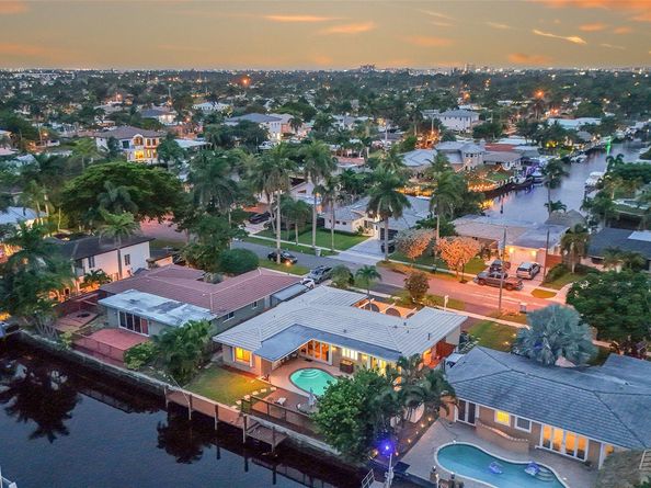 920 SE 4th Ave, Pompano Beach FL 33060