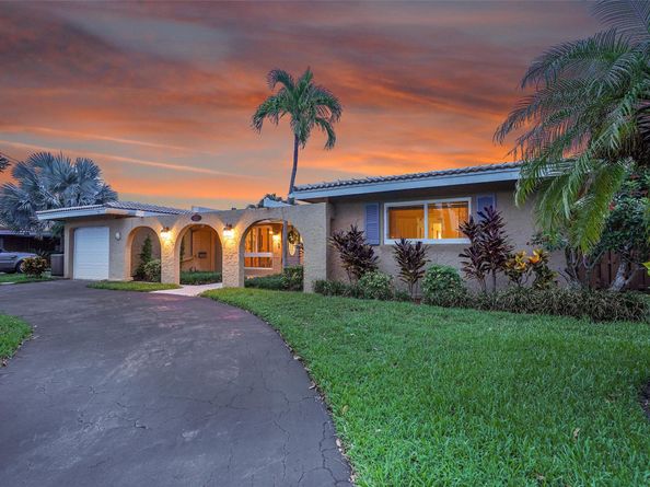 920 SE 4th Ave, Pompano Beach FL 33060